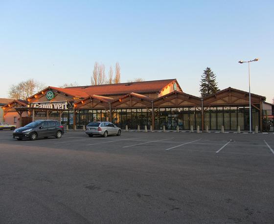 Construction d'un magasin Gamm Vert